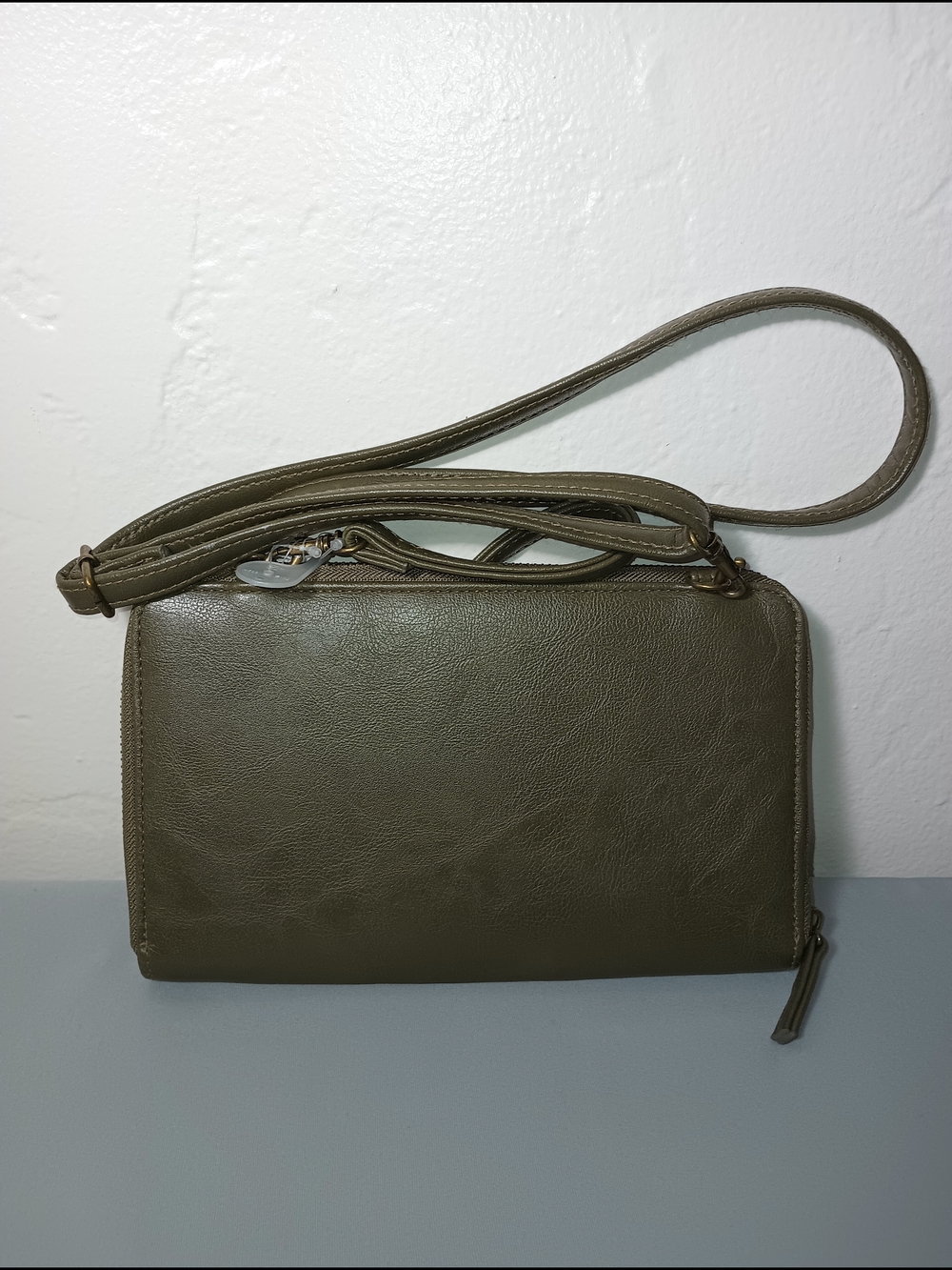 Time And Tru Green Wallet Crossbody Bag